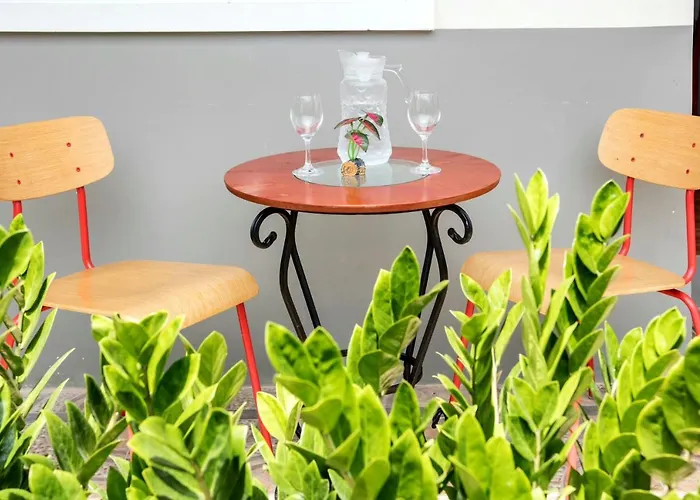 2 Bedroom ~ 5 Minutes To Grand Mall